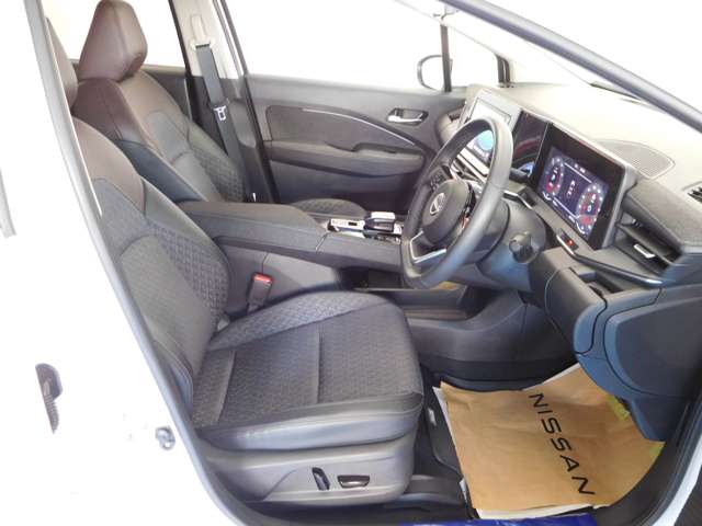 日産 ノートオーラ １．２ Ｇ R6年 (九州・沖縄) 99