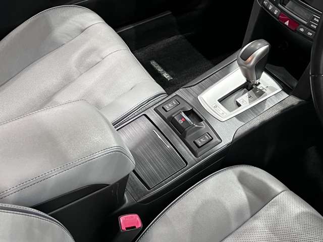 スバル レガシィツーリングワゴン ２．５ Ｉ アイサイト Ｓパッケージ ４ＷＤ H25年 (関東) 99