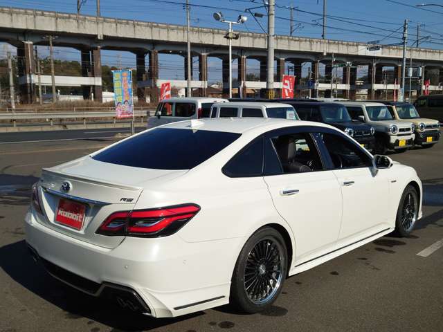 トヨタ クラウン　ハイブリッド ハイブリッド ２．５ ＲＳ アドバンス R1年 (中国) 99