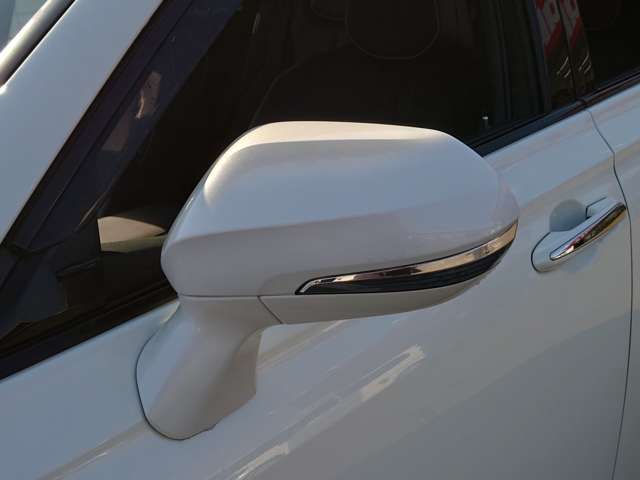 トヨタ クラウン　ハイブリッド ハイブリッド ２．５ ＲＳ アドバンス R1年 (中国) 99