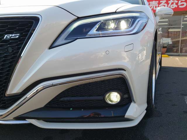 トヨタ クラウン　ハイブリッド ハイブリッド ２．５ ＲＳ アドバンス R1年 (中国) 99