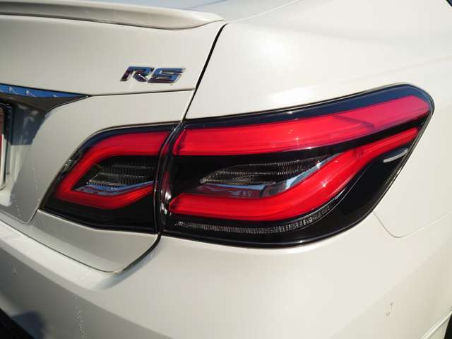 トヨタ クラウン　ハイブリッド ハイブリッド ２．５ ＲＳ アドバンス R1年 (中国) 99