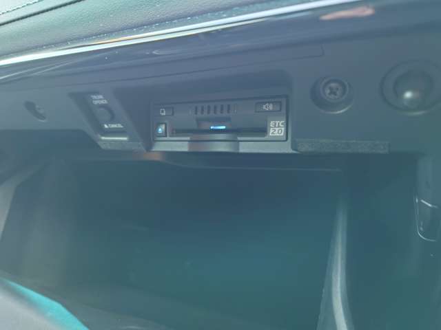 トヨタ クラウン　ハイブリッド ハイブリッド ２．５ ＲＳ アドバンス R1年 (中国) 99