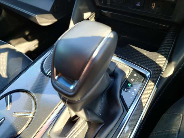 トヨタ クラウン　ハイブリッド ハイブリッド ２．５ ＲＳ アドバンス R1年 (中国) 99