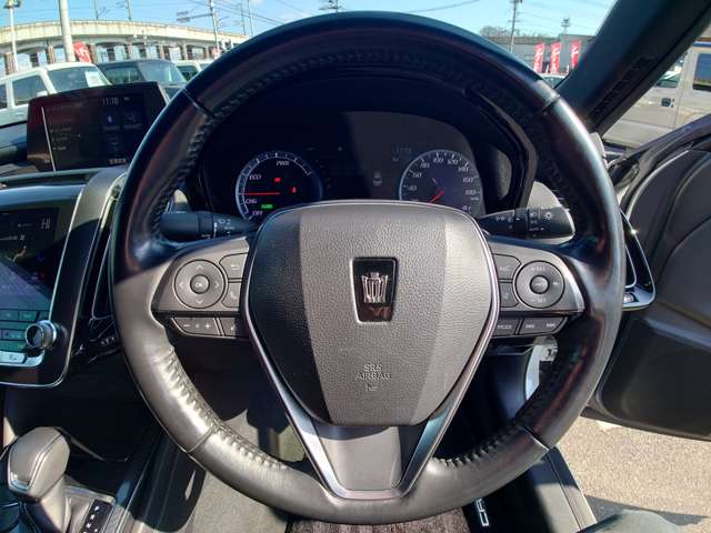 トヨタ クラウン　ハイブリッド ハイブリッド ２．５ ＲＳ アドバンス R1年 (中国) 99