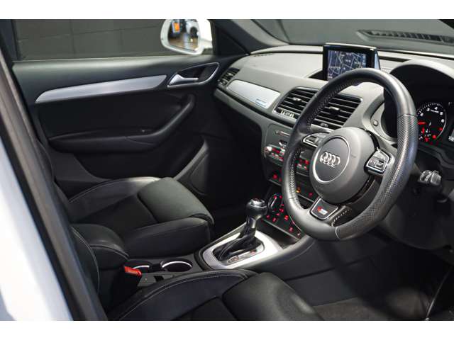 アウディ Ｑ３ ２．０ ＴＦＳＩ クワトロ １８０ＰＳ Ｓラインパッケージ ４ＷＤ H30年 (北海道) 99