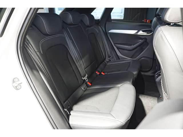 アウディ Ｑ３ ２．０ ＴＦＳＩ クワトロ １８０ＰＳ Ｓラインパッケージ ４ＷＤ H30年 (北海道) 99