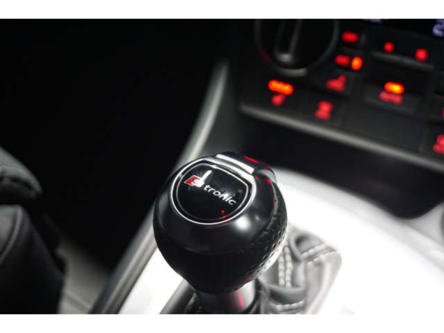 アウディ Ｑ３ ２．０ ＴＦＳＩ クワトロ １８０ＰＳ Ｓラインパッケージ ４ＷＤ H30年 (北海道) 99