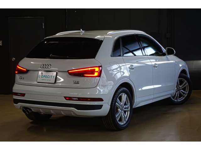 アウディ Ｑ３ ２．０ ＴＦＳＩ クワトロ １８０ＰＳ Ｓラインパッケージ ４ＷＤ H30年 (北海道) 99