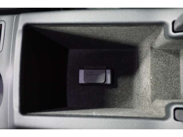 アウディ Ｑ３ ２．０ ＴＦＳＩ クワトロ １８０ＰＳ Ｓラインパッケージ ４ＷＤ H30年 (北海道) 99