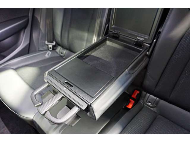 アウディ Ｑ３ ２．０ ＴＦＳＩ クワトロ １８０ＰＳ Ｓラインパッケージ ４ＷＤ H30年 (北海道) 99