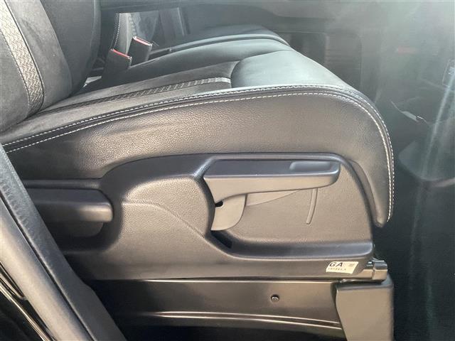 ホンダ Ｎ　ＢＯＸ カスタム ６６０ Ｇ Ｌ ターボ ホンダセンシング ４ＷＤ H30年 (東海) 99