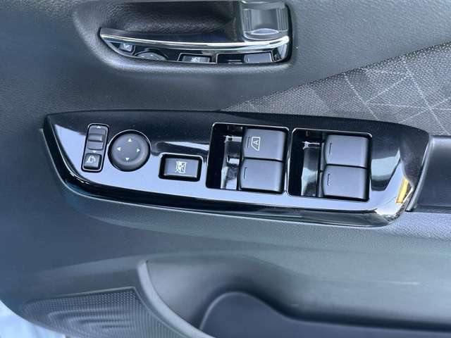 三菱 ｅＫクロス　ＥＶ Ｇ R5年 (東海) 99