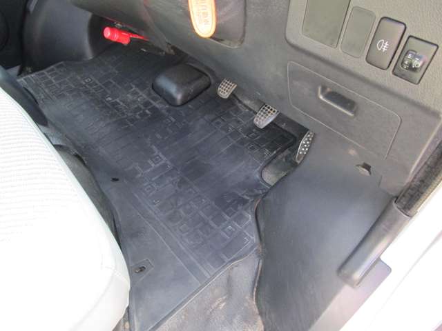 トヨタ タウンエーストラック １．５ ＤＸ シングルジャストロー 三方開 ４ＷＤ H28年 (中国) 99