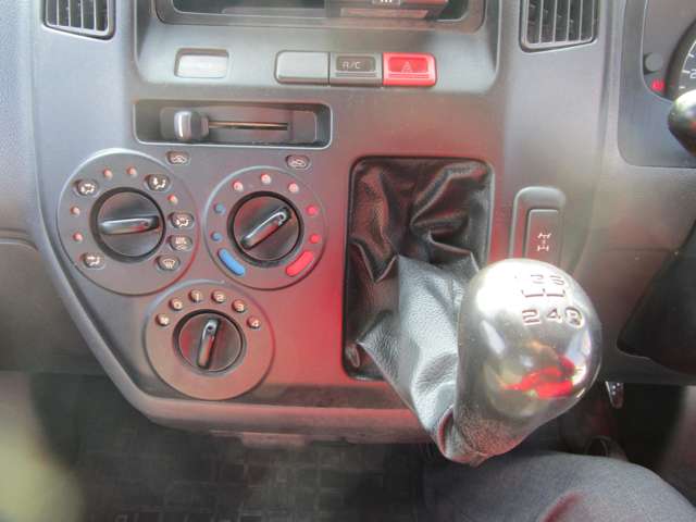 トヨタ タウンエーストラック １．５ ＤＸ シングルジャストロー 三方開 ４ＷＤ H28年 (中国) 99