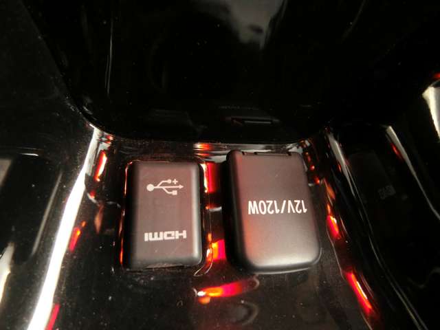 トヨタ プリウス １．８ Ａ H28年 (中国) 99