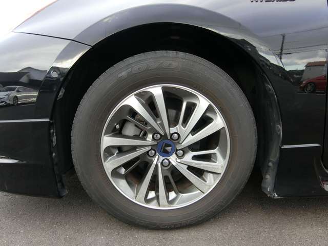 トヨタ プリウス １．８ Ａ H28年 (中国) 99