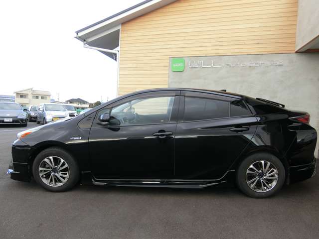 トヨタ プリウス １．８ Ａ H28年 (中国) 99