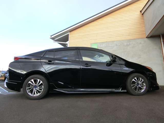 トヨタ プリウス １．８ Ａ H28年 (中国) 99