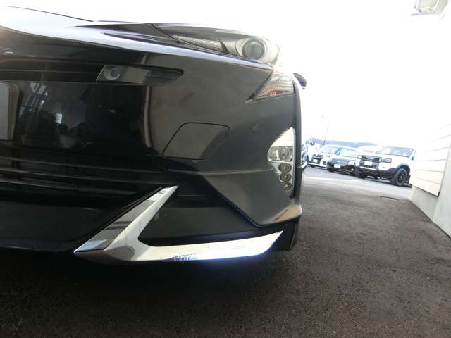 トヨタ プリウス １．８ Ａ H28年 (中国) 99