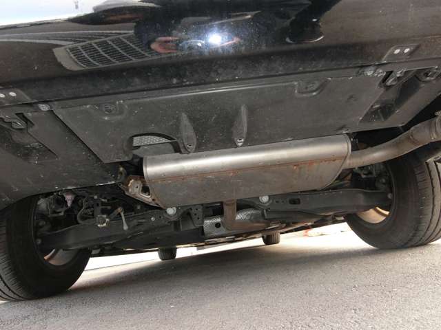 トヨタ プリウス １．８ Ａ H28年 (中国) 99