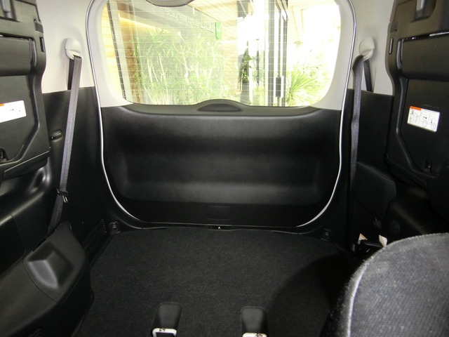 トヨタ ヴォクシー ２．０ ＺＳ H26年 (中国) 99