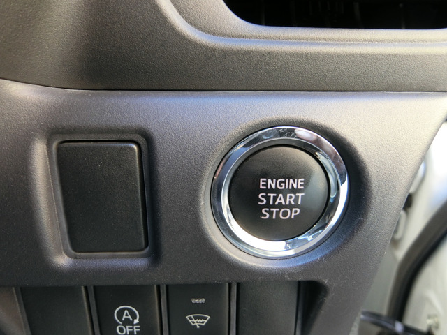 トヨタ ヴォクシー ２．０ ＺＳ H26年 (中国) 99