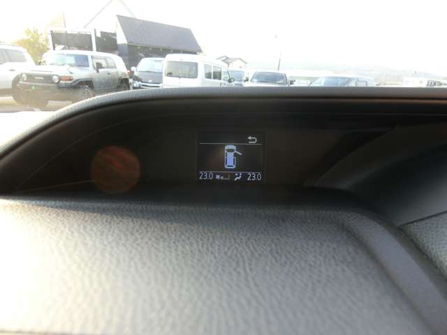 トヨタ ヴォクシー ２．０ ＺＳ H26年 (中国) 99