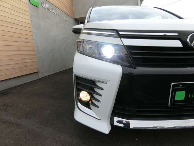 トヨタ ヴォクシー ２．０ ＺＳ H26年 (中国) 99