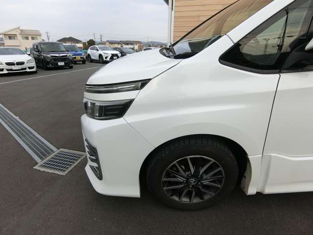 トヨタ ヴォクシー ２．０ ＺＳ H26年 (中国) 99