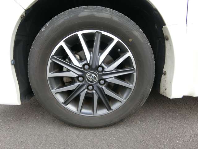 トヨタ ヴォクシー ２．０ ＺＳ H26年 (中国) 99