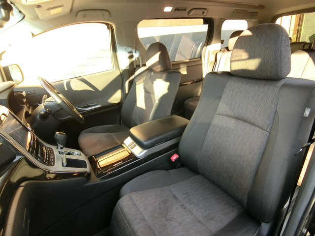 トヨタ ヴェルファイア　ハイブリッド （ベース） H26年 (中国) 99