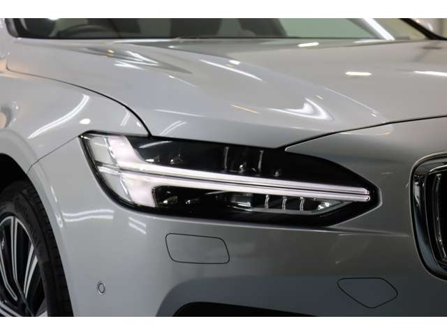 ボルボ Ｖ９０ Ｂ６ ＡＷＤ インスクリプション ４ＷＤ R3年 (近畿) 99