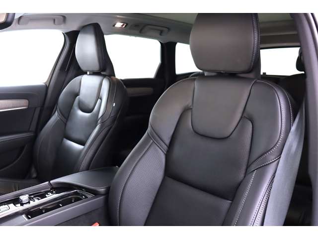 ボルボ Ｖ９０ Ｂ６ ＡＷＤ インスクリプション ４ＷＤ R3年 (近畿) 99