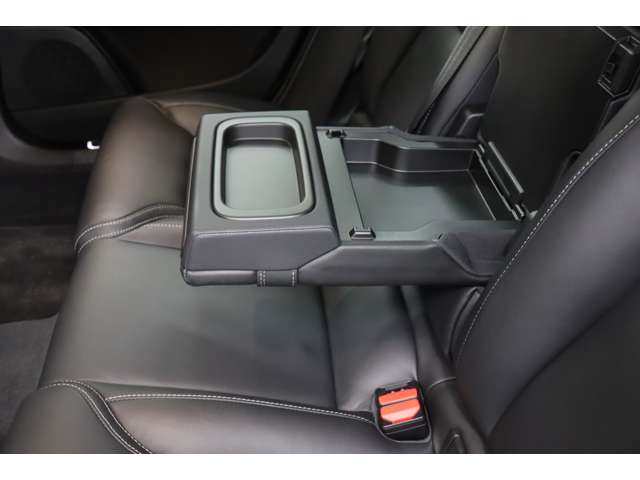 ボルボ Ｖ９０ Ｂ６ ＡＷＤ インスクリプション ４ＷＤ R3年 (近畿) 99