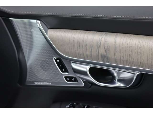 ボルボ Ｖ９０ Ｂ６ ＡＷＤ インスクリプション ４ＷＤ R3年 (近畿) 99