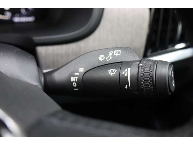 ボルボ Ｖ９０ Ｂ６ ＡＷＤ インスクリプション ４ＷＤ R3年 (近畿) 99