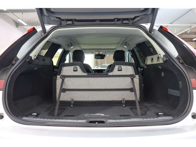 ボルボ Ｖ９０ Ｂ６ ＡＷＤ インスクリプション ４ＷＤ R3年 (近畿) 99