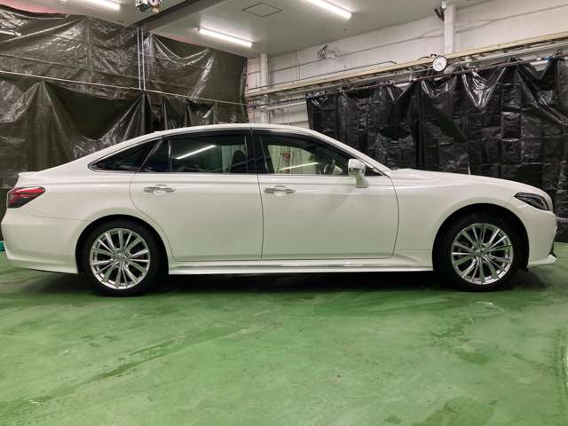 トヨタ クラウン　ハイブリッド ハイブリッド ２．５ ＲＳ ＦＯＵＲ リミテッド ４ＷＤ R2年 (北海道) 99