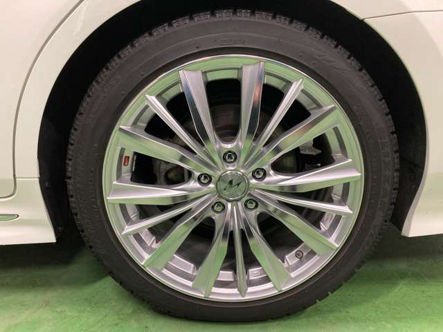 トヨタ クラウン　ハイブリッド ハイブリッド ２．５ ＲＳ ＦＯＵＲ リミテッド ４ＷＤ R2年 (北海道) 99