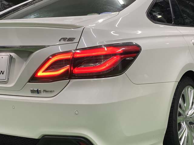 トヨタ クラウン　ハイブリッド ハイブリッド ２．５ ＲＳ ＦＯＵＲ リミテッド ４ＷＤ R2年 (北海道) 99