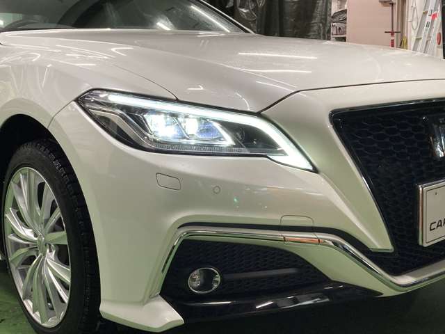 トヨタ クラウン　ハイブリッド ハイブリッド ２．５ ＲＳ ＦＯＵＲ リミテッド ４ＷＤ R2年 (北海道) 99