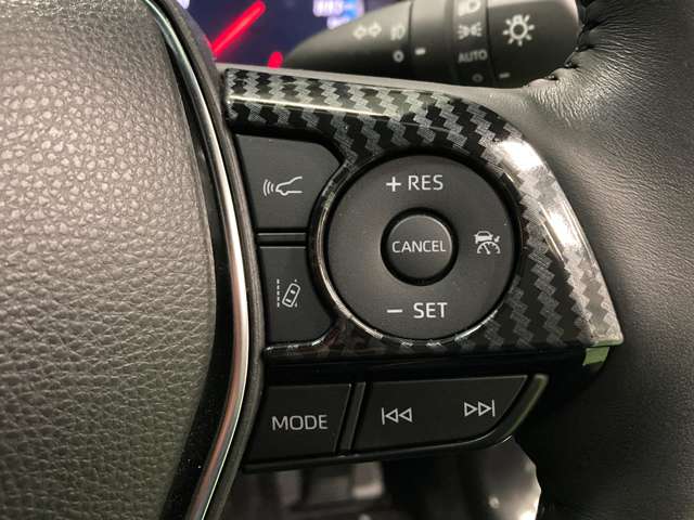 トヨタ クラウン　ハイブリッド ハイブリッド ２．５ ＲＳ ＦＯＵＲ リミテッド ４ＷＤ R2年 (北海道) 99