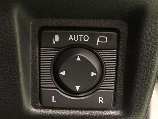 トヨタ クラウン　ハイブリッド ハイブリッド ２．５ ＲＳ ＦＯＵＲ リミテッド ４ＷＤ R2年 (北海道) 99