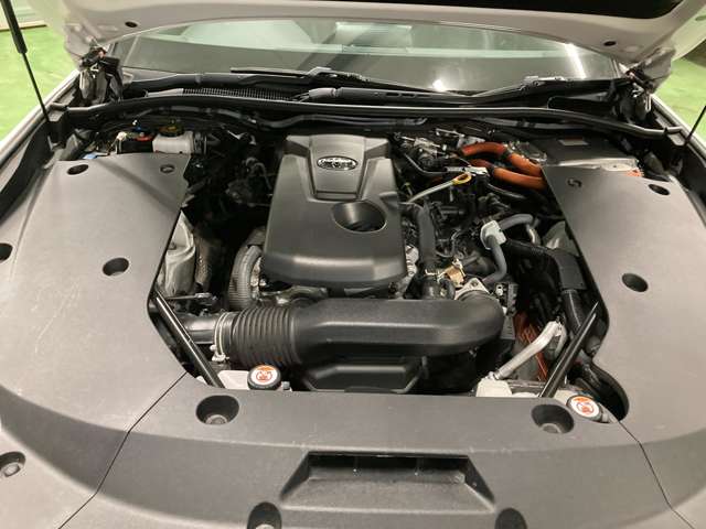 トヨタ クラウン　ハイブリッド ハイブリッド ２．５ ＲＳ ＦＯＵＲ リミテッド ４ＷＤ R2年 (北海道) 99