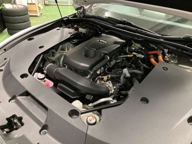 トヨタ クラウン　ハイブリッド ハイブリッド ２．５ ＲＳ ＦＯＵＲ リミテッド ４ＷＤ R2年 (北海道) 99