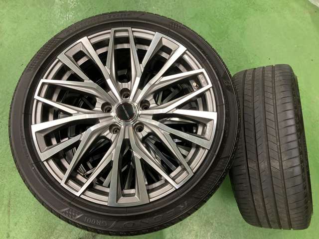 トヨタ クラウン　ハイブリッド ハイブリッド ２．５ ＲＳ ＦＯＵＲ リミテッド ４ＷＤ R2年 (北海道) 99