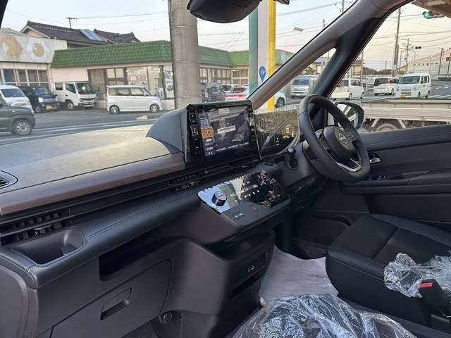 日産 セレナ １．４ Ｅ－ＰＯＷＥＲ ハイウェイスターＶ R6年 (東海) 99