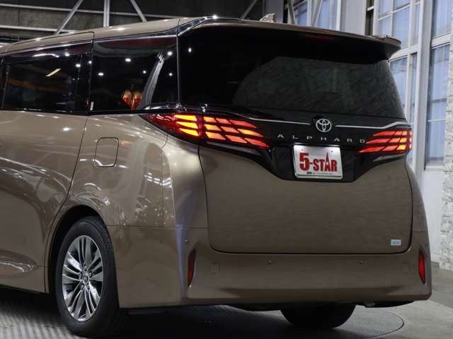 トヨタ アルファード ２．５ Ｚ R5年 (関東) 99