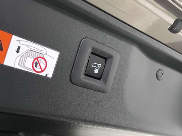 トヨタ アルファード ２．５ Ｚ R5年 (関東) 99